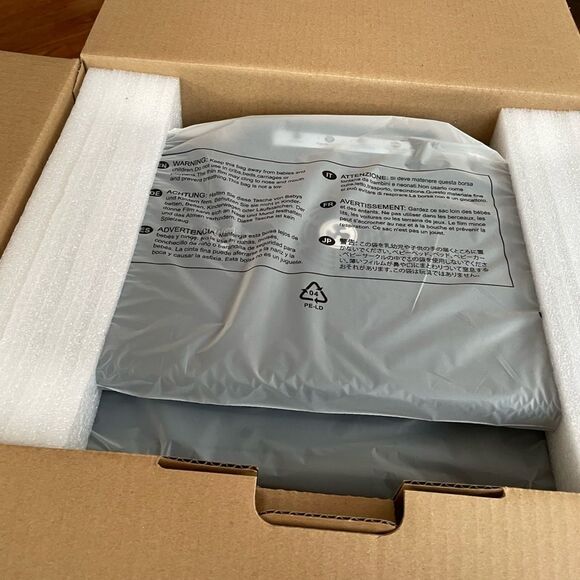 12 POD INDOOR LED HYDROPONIC SYSTEM by IDOO NIB GROW IN WATER, NO SOUL, NO MESS - Picture 2 of 6